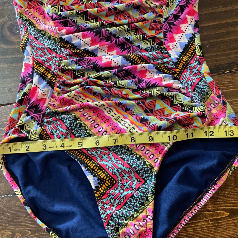 Colorful Patterned Swimsuit - Picture 8 of 11